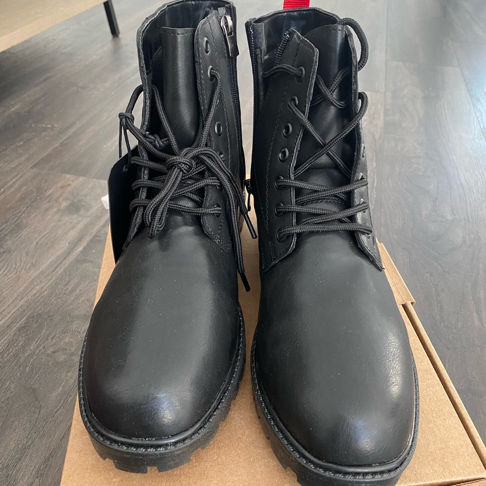 Bolongaro Trevor minimal lace-up boots in black faux leather size 12